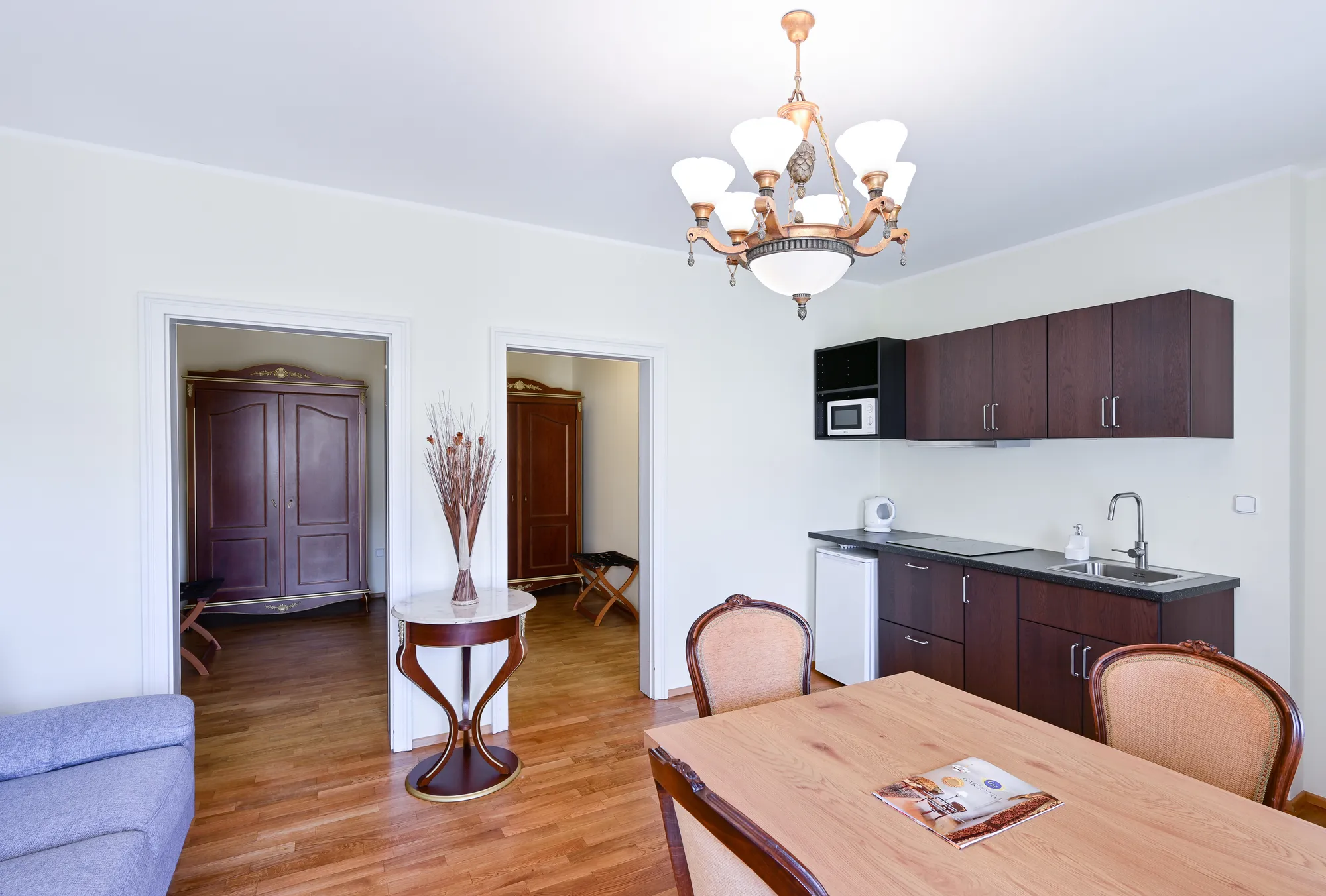 Hlavní fotografie Apartmán se 3 ložnicemi a balkonem